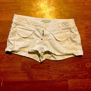 White size 9 shorts with buttoned pocket